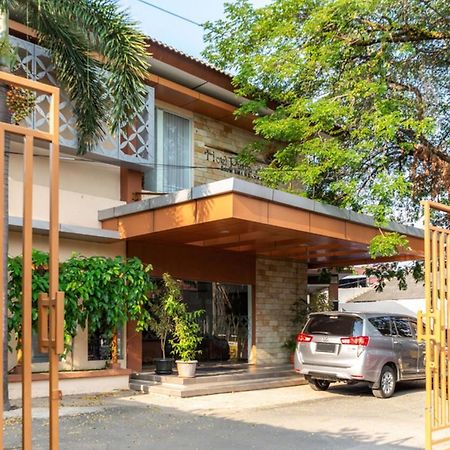 Reddoorz Plus Syariah Near Java Supermall Semarang 2 Exterior foto